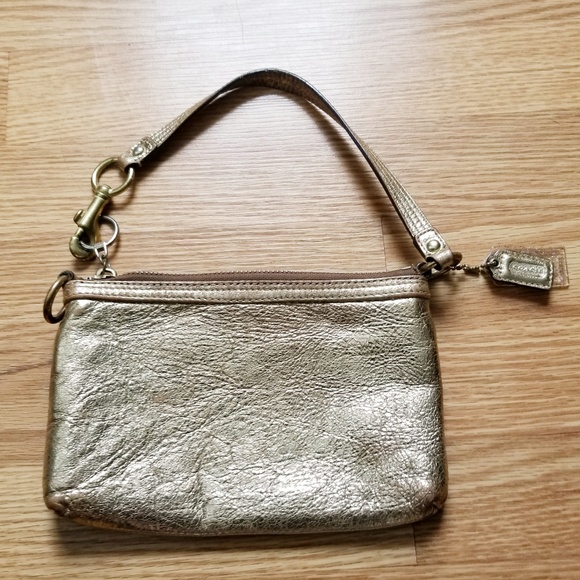 Coach Wristlet - Discontinued Poppy Collection - Picture 2 of 8